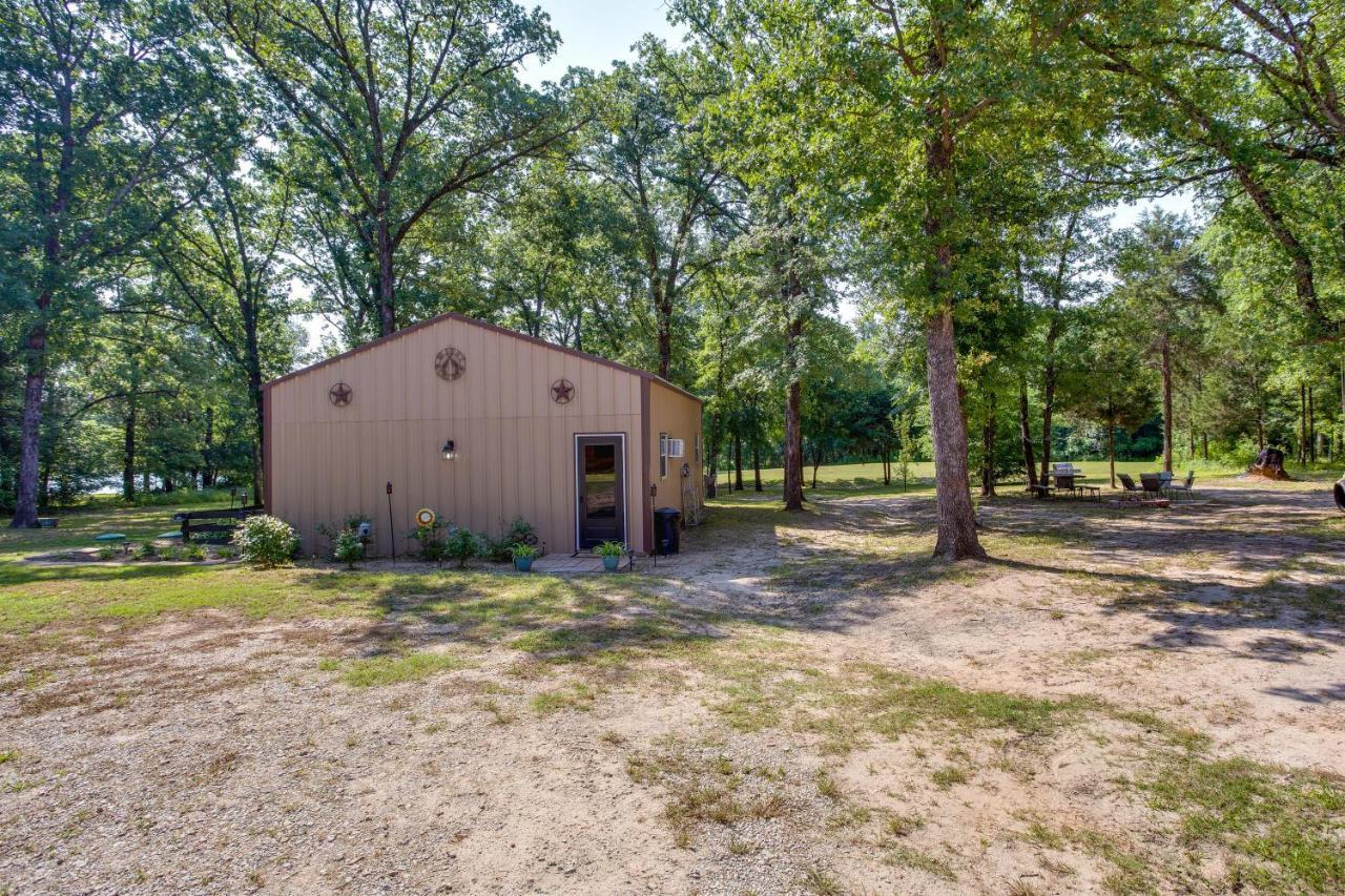 Lake Tawakoni Vacation Rental With Dock And Fire Pit! Wills Point Exterior photo